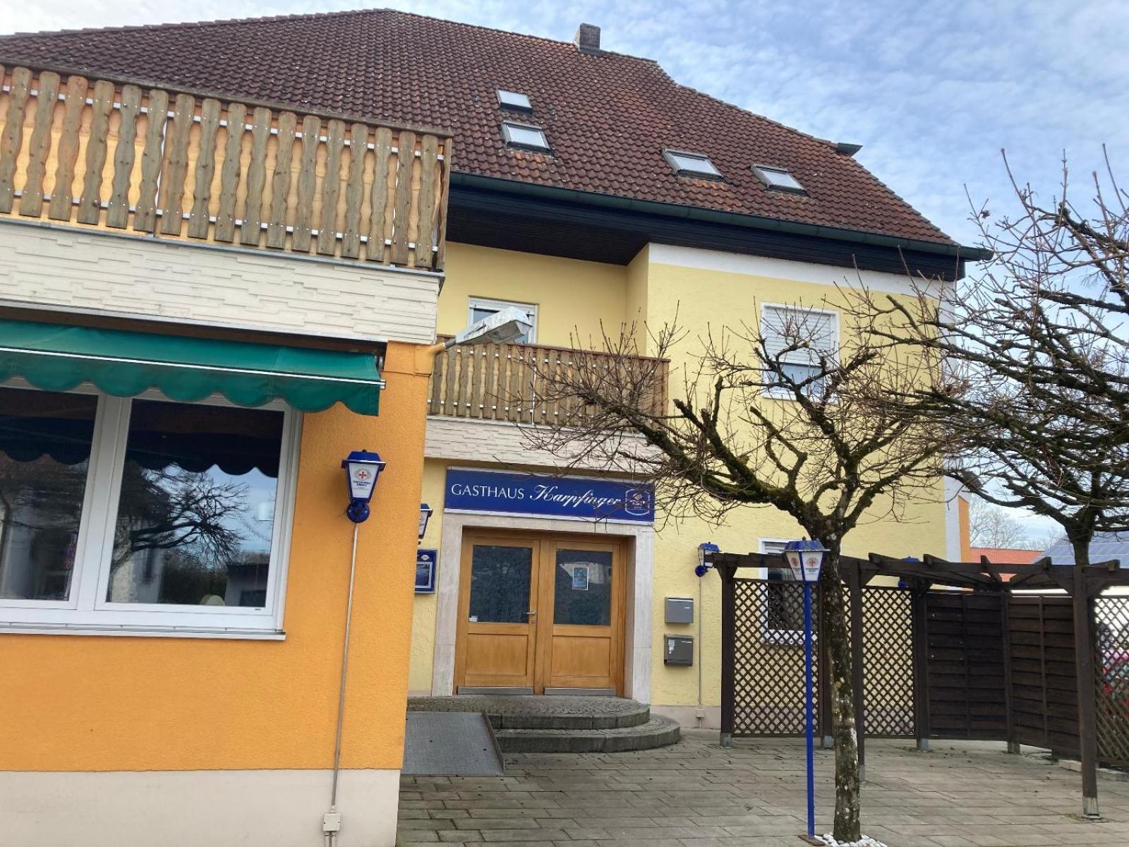 Gasthaus Karpfinger Aiterhofen 외부 사진