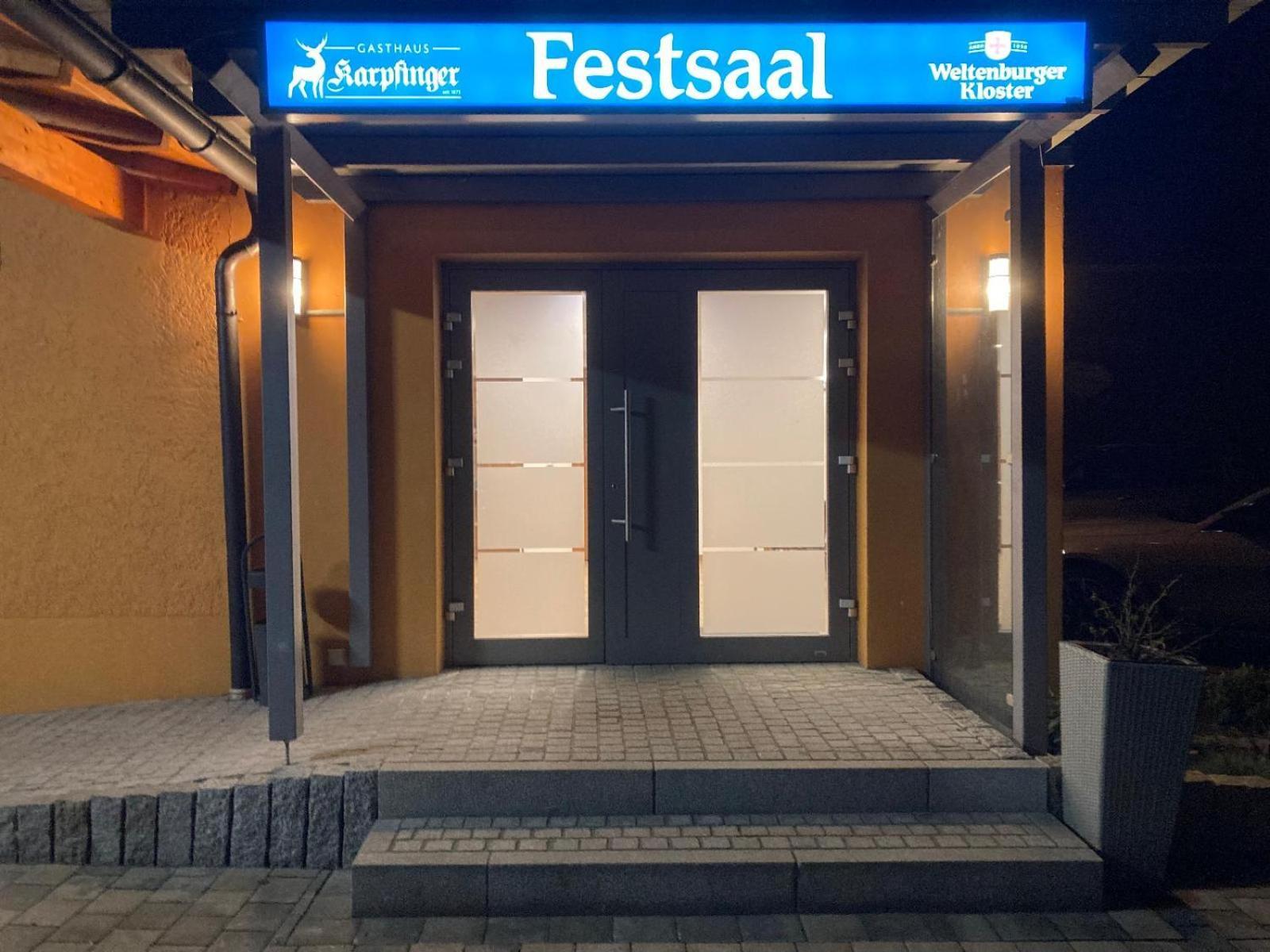 Gasthaus Karpfinger Aiterhofen 외부 사진